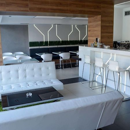 Apartments Good Night นิส ภายนอก รูปภาพ