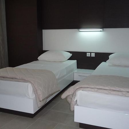 Apartments Good Night นิส ภายนอก รูปภาพ