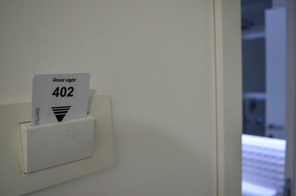 Apartments Good Night นิส ภายนอก รูปภาพ