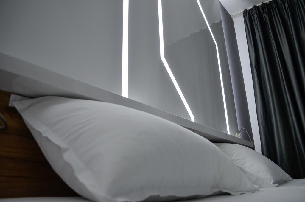 Apartments Good Night นิส ภายนอก รูปภาพ