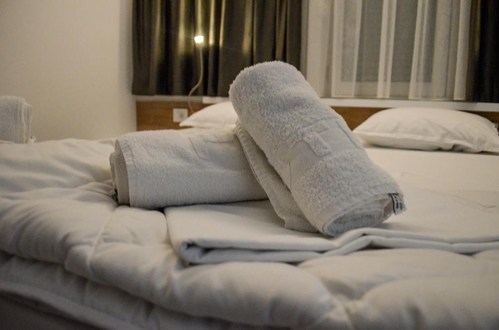 Apartments Good Night นิส ภายนอก รูปภาพ