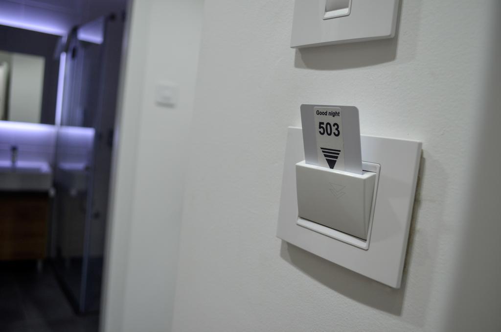 Apartments Good Night นิส ภายนอก รูปภาพ