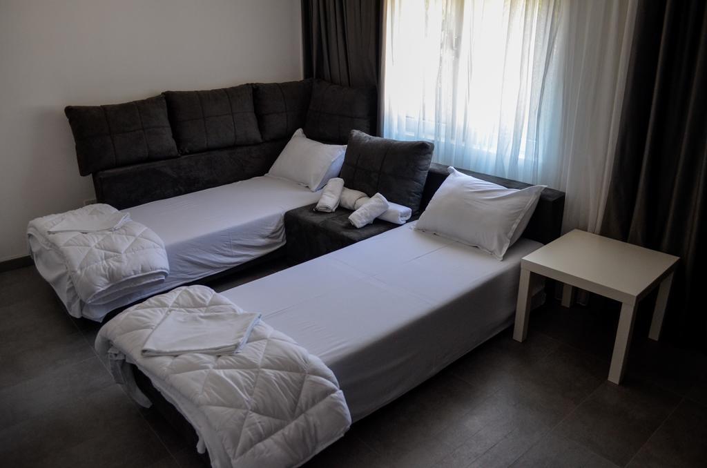 Apartments Good Night นิส ภายนอก รูปภาพ