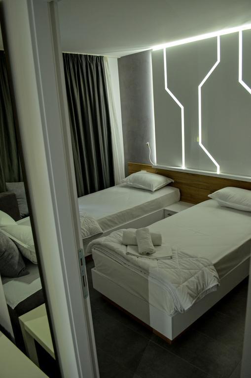 Apartments Good Night นิส ภายนอก รูปภาพ