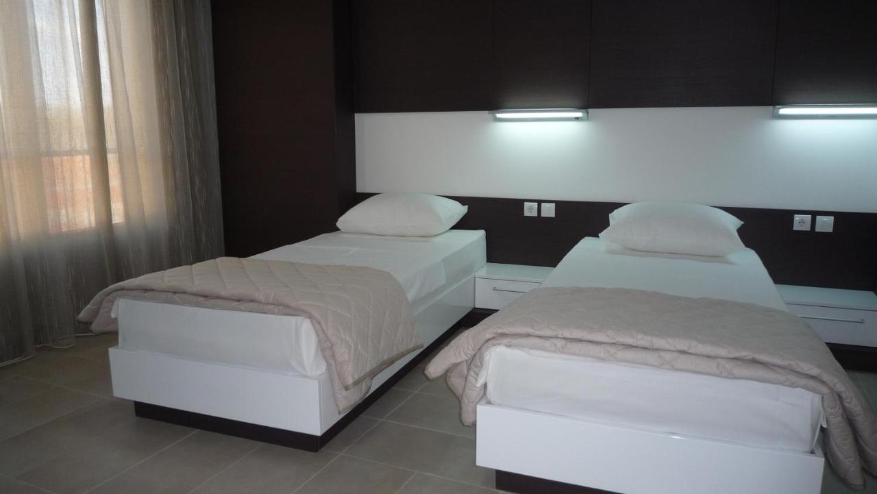Apartments Good Night นิส ภายนอก รูปภาพ