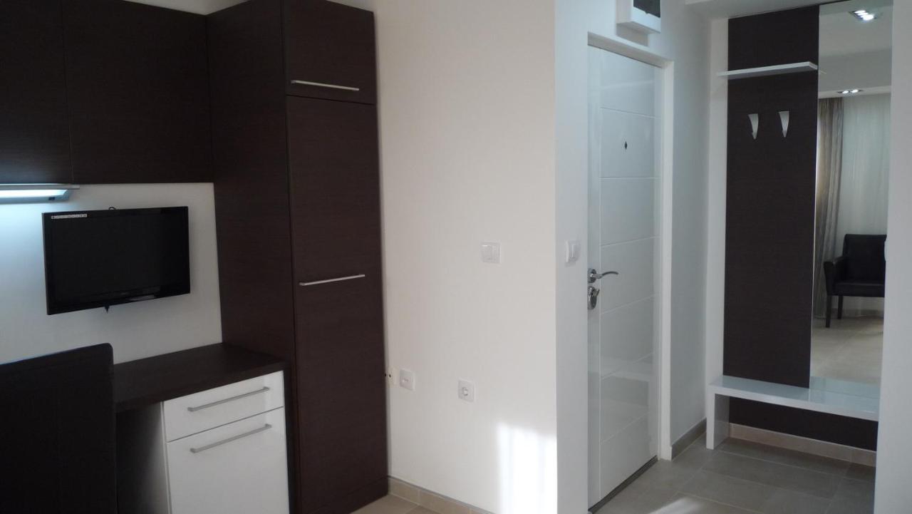 Apartments Good Night นิส ภายนอก รูปภาพ